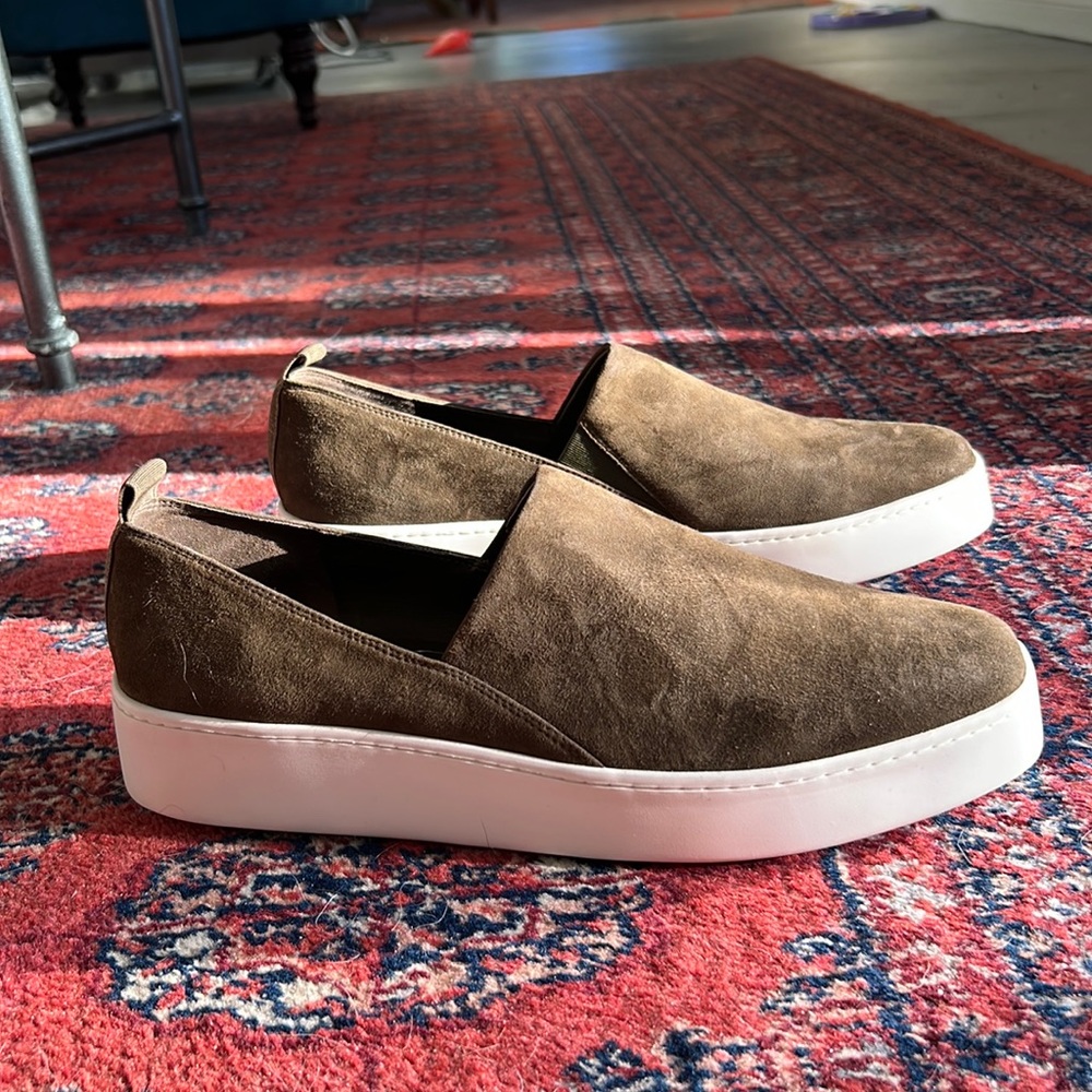 GORGEOUS never-been-worn VINCE square-toed olive suede sneakers.  Retails $230!